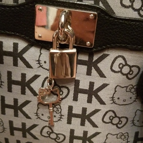 Loungefly Sanrio Hello Kitty Purse - Picture 6 of 8